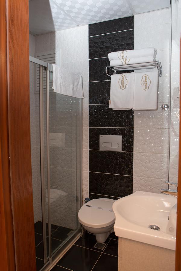 Akcali Hotel Искендерун Экстерьер фото